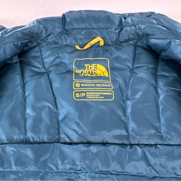 The North Face Vest Women Small 800 Pro Down Puffer Summit Series Blue EUC - Picture 8 of 10